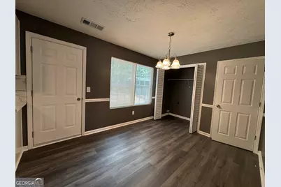 330 Crestfield Circle, Covington, GA 30016 - Photo 5