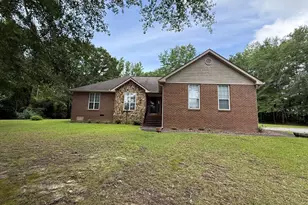 1331 Carl Dr, Thomson, GA 30824 - Photo 1