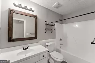 198 Blue Grass Dr, Jefferson, GA 30549 - Photo 17