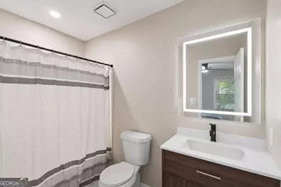 16 Holly Downs Court NW, Atlanta, GA 30318 - Photo 17