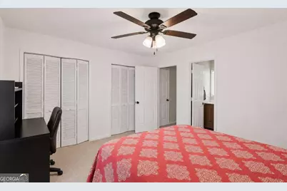 16 Holly Downs Court NW, Atlanta, GA 30318 - Photo 13
