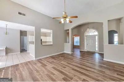 38 Rockport Drive, Riverdale, GA 30274 - Photo 5