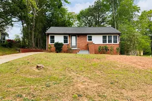 69 4th St, Newnan, GA 30263 - Photo 3