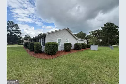 136 Trinity Road, Dublin, GA 31021 - Photo 9