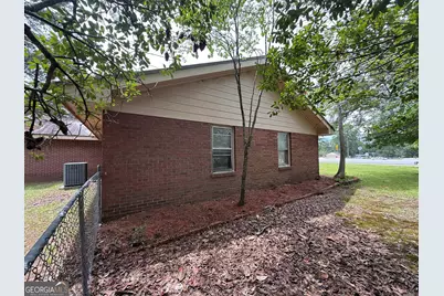 602 Hillcrest Parkway, Dublin, GA 31021 - Photo 7