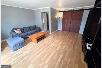 5617 Kingsport Drive NE, Sandy Springs, GA 30342 - Photo 5