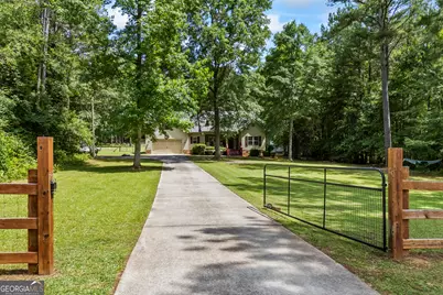 3651 Kraddle Creek Drive, Covington, GA 30014 - Photo 11