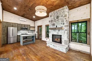 190 Laurel Crossing, Blue Ridge, GA 30513 - Photo 5