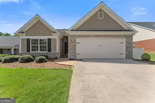 316 Lakeview Bend Cir, Jefferson, GA 30549 - Photo 1