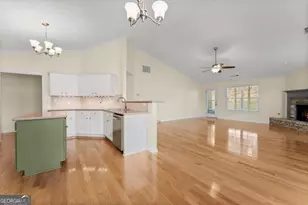 316 Lakeview Bend Cir, Jefferson, GA 30549 - Photo 19