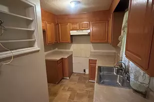 1031 King Cir, Perry, GA 31069 - Photo 3