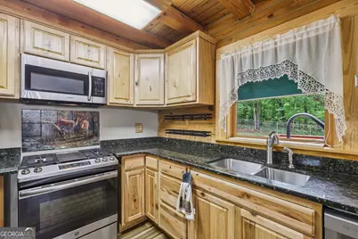 85 Edgewater Drive, Griffin, GA 30223 - Photo 13