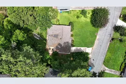 2559 Dale Creek Drive NW, Atlanta, GA 30318 - Photo 43