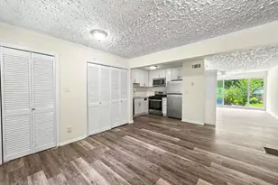 2559 Dale Creek Dr NW, Atlanta, GA 30318 - Photo 15