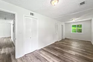 2559 Dale Creek Dr NW, Atlanta, GA 30318 - Photo 23