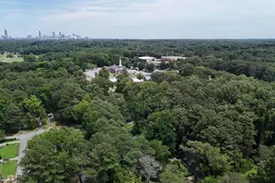 2559 Dale Creek Dr NW, Atlanta, GA 30318 - Photo 41