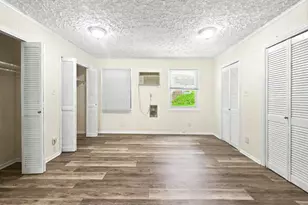 2559 Dale Creek Dr NW, Atlanta, GA 30318 - Photo 13
