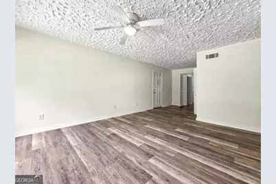 2559 Dale Creek Drive NW, Atlanta, GA 30318 - Photo 9