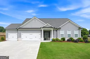 55 Cherokee Rose Ln, Hoschton, GA 30548 - Photo 1