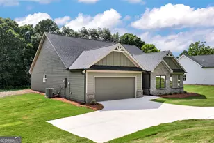 418 Myles Wy, Winder, GA 30680 - Photo 3
