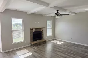 3639 Lake End Dr, Loganville, GA 30052 - Photo 5