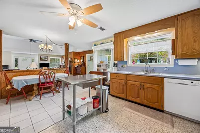 331 Magna Carta Drive, Woodbine, GA 31569 - Photo 13