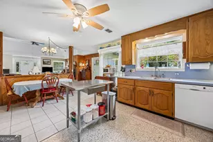 331 Magna Carta Dr, Woodbine, GA 31569 - Photo 13