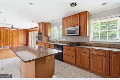 4078 Braircliff Road NE, Atlanta, GA 30345 - Photo 9
