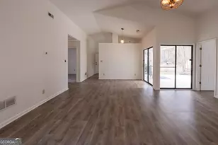 112 Glendale Dr, Peachtree City, GA 30269 - Photo 3