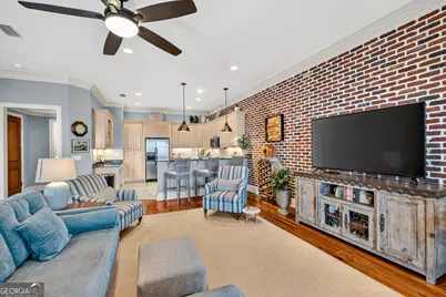 107 Broad Street #C, Darien, GA 31305 - Photo 9