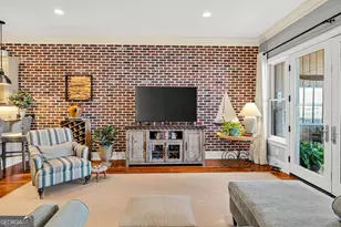 107 Broad St, Darien, GA 31305 - Photo 7