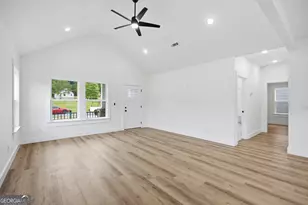 126 Washington St, Dalton, GA 30721 - Photo 7