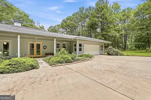 207 Steeplechase, Barnesville, GA 30204 - Photo 3