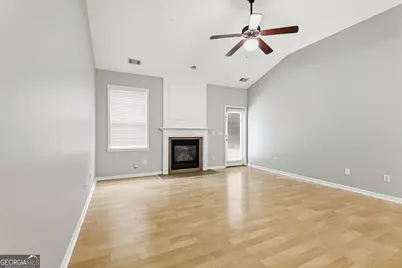 7373 Gossamer Street, Union City, GA 30291 - Photo 17