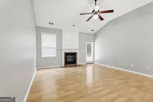 7373 Gossamer St, Union City, GA 30291 - Photo 17