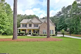 179 Timbercreek Estates Dr, Sharpsburg, GA 30277 - Photo 3