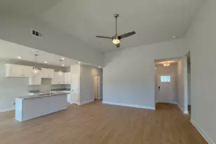 204 Aunt Bee Blvd, Statesboro, GA 30458 - Photo 3