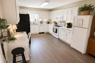 2005 Parkway Pl Dr, Statesboro, GA 30458 - Photo 3