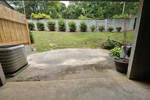 1085 Holly Dr, Gainesville, GA 30501 - Photo 29