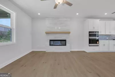 386 Sunset Hollow Street, Sugar Hill, GA 30518 - Photo 3