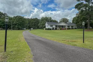431 Strickland Rd, Dublin, GA 31021 - Photo 3