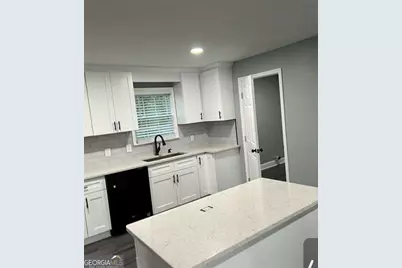 318 Willowwind Drive, Loganville, GA 30052 - Photo 9