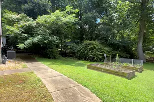 1985 Lullwater Cir, Jonesboro, GA 30236 - Photo 7