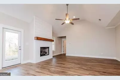 75 Creekside Court, Forsyth, GA 31029 - Photo 5
