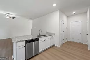 558 Meadows Farm Dr, Monroe, GA 30655 - Photo 17