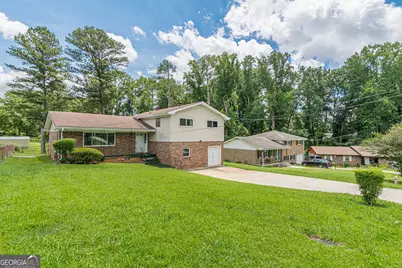 2272 Green Hawk Court, Decatur, GA 30035 - Photo 5