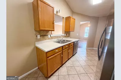 2195 Clayton Ridge, Lithonia, GA 30058 - Photo 9