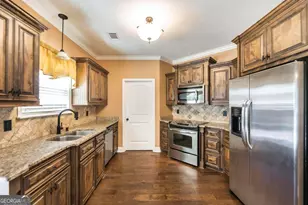 203 Norfolk Cir, Warner Robins, GA 31088 - Photo 7