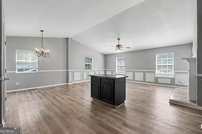 3364 Hollyridge Trail SW, Marietta, GA 30008 - Photo 9