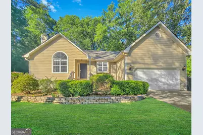 450 Loneoak Drive, Senoia, GA 30276 - Photo 1